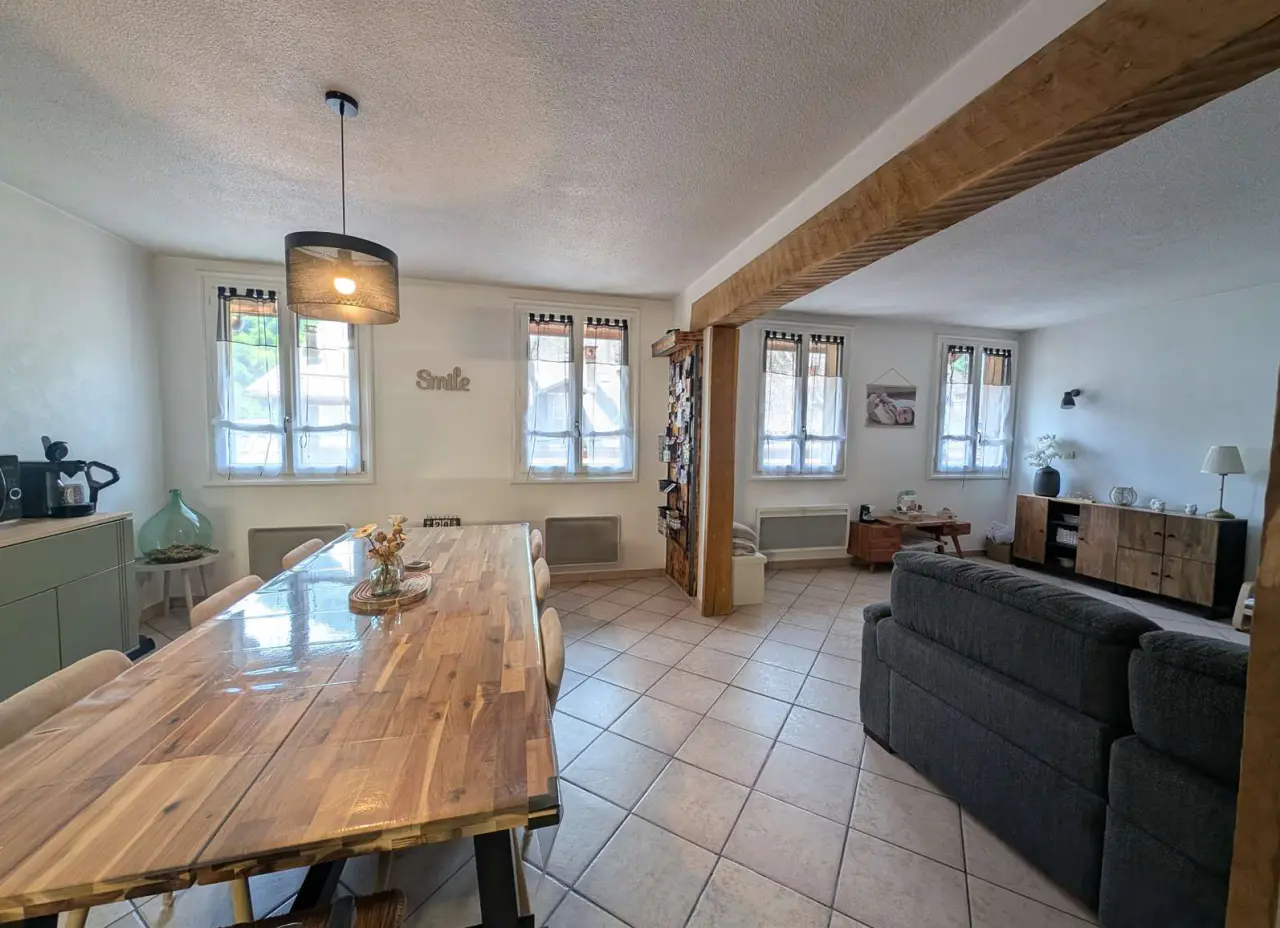 Appartement 3 pièces 81 m² · à Val-d'Arc · 81 m² · 148 000 €