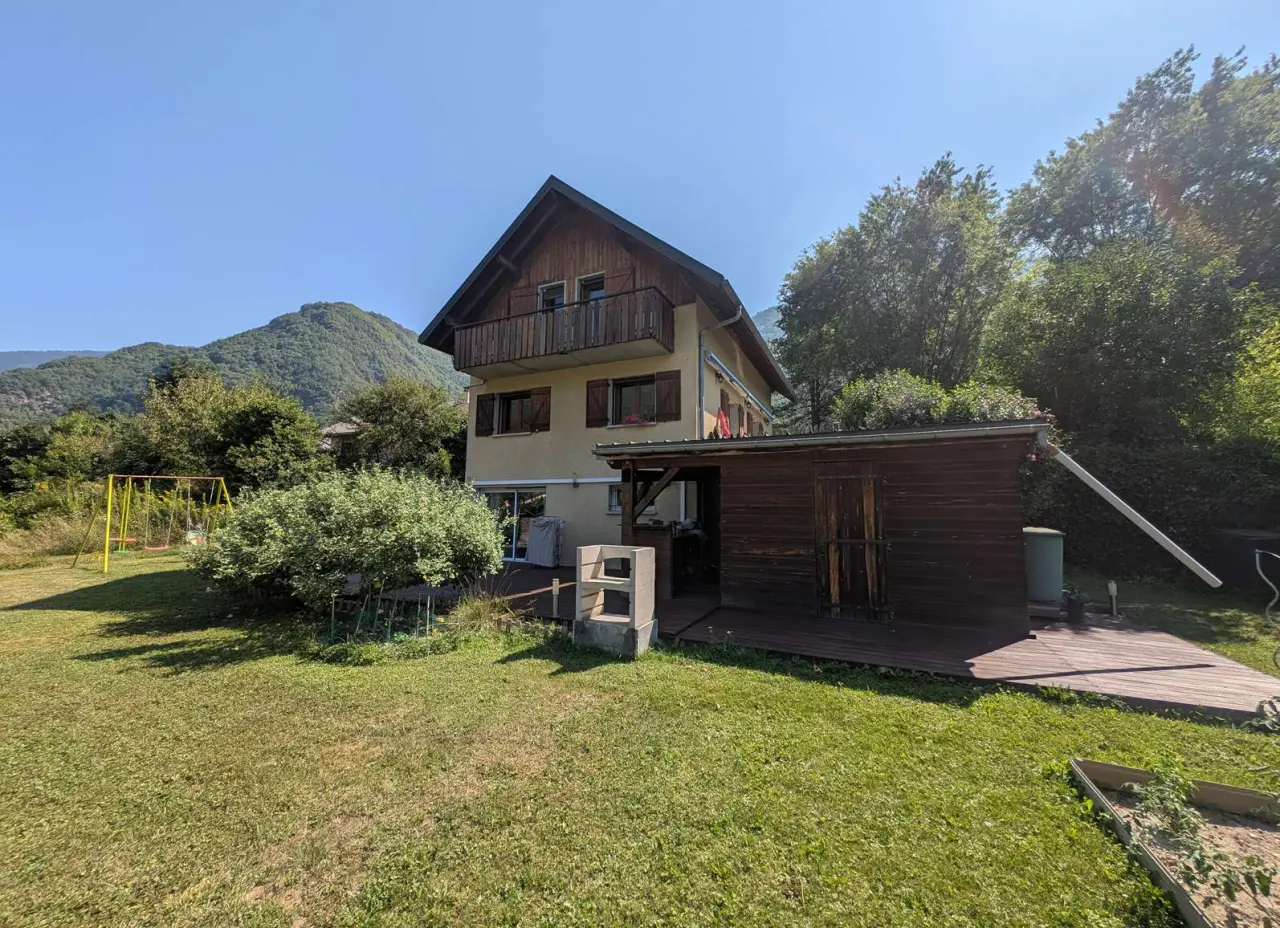 Maison 1 pièce 138 m² · à Argentine · 138 m² · 148 000 €